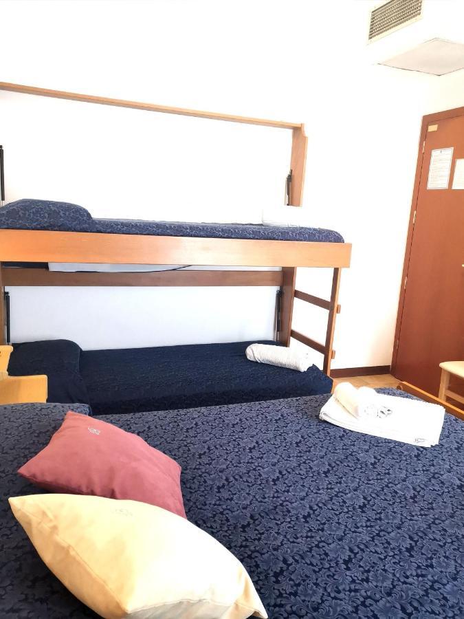 城堡酒店 里米尼 外观 照片