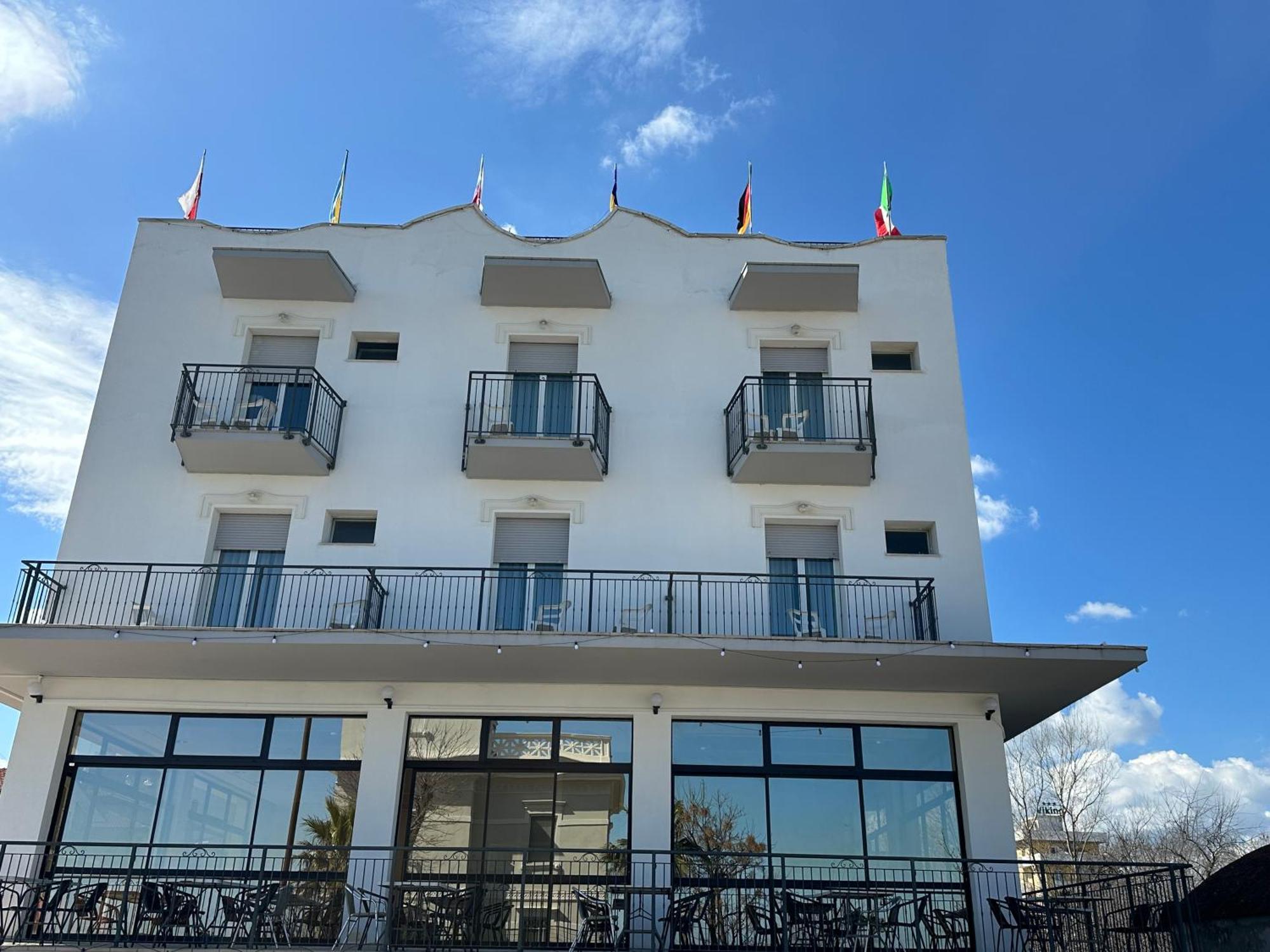 城堡酒店 里米尼 外观 照片
