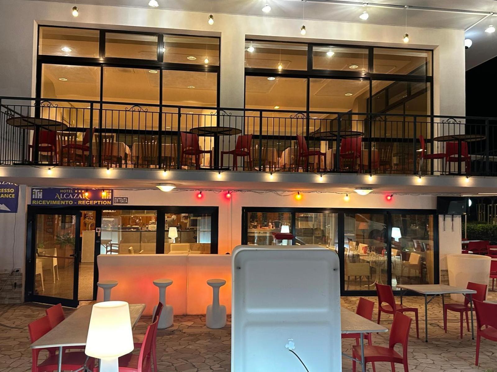 城堡酒店 里米尼 外观 照片