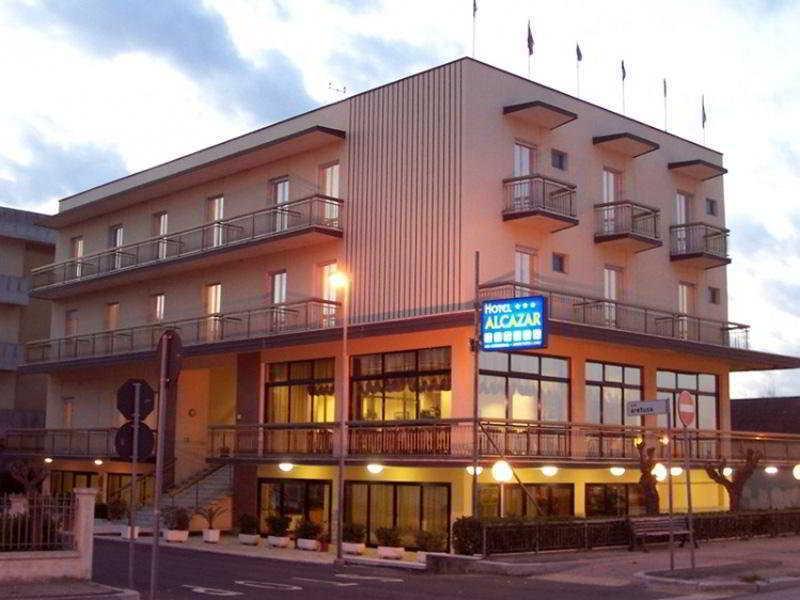 城堡酒店 里米尼 外观 照片